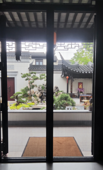 隱形紗窗門(mén)